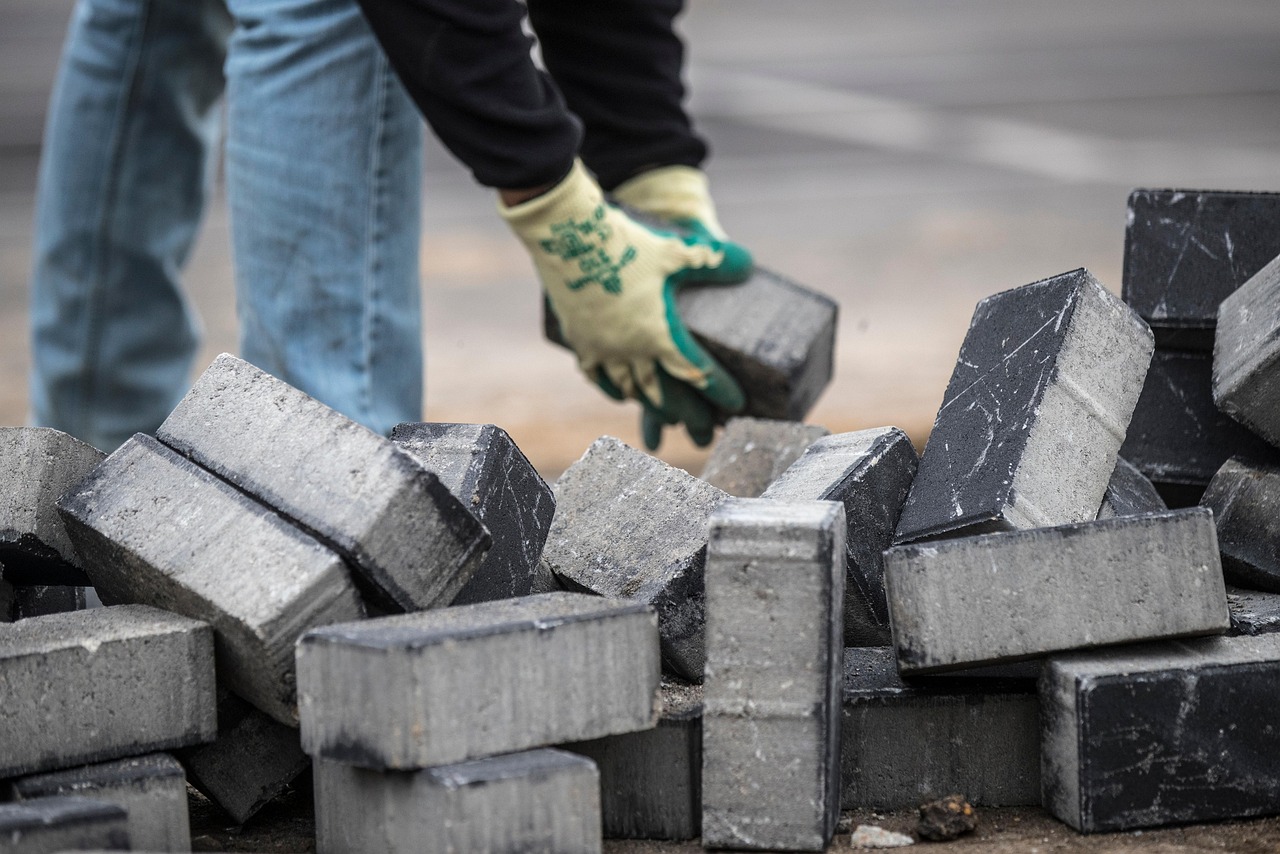 Masonry and bricks